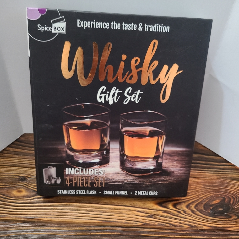 Spice Box Whiskey 4 Piece Gift Set